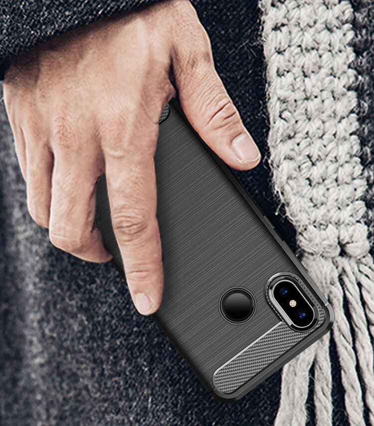 Ipaky műanyag tok csiszolt textúrával Xiaomi Mi 8 - fekete