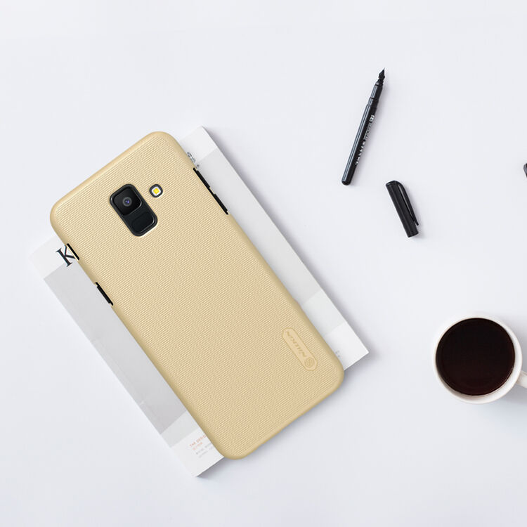 Nillkin Super Frosted tok Samsung Galaxy A6 (2018) - fehér