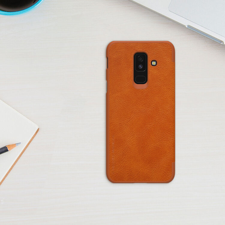Nillkin Qin bőr flip cover tok Samsung Galaxy A6 Plus (2018) - barna