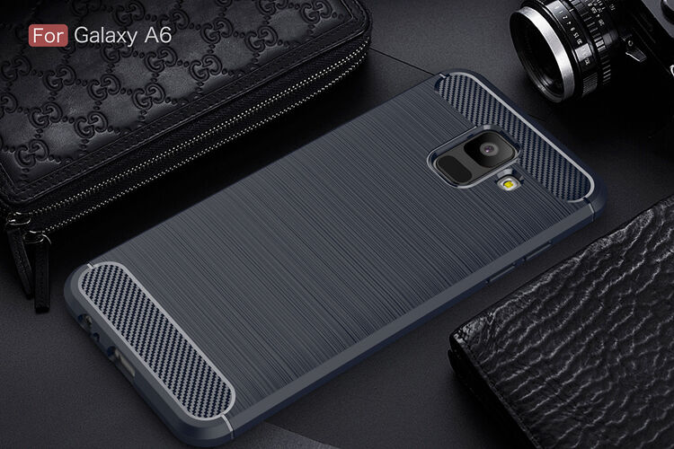 Műanyag tok csiszolt textúrával Samsung Galaxy A6 (2018) - fekete